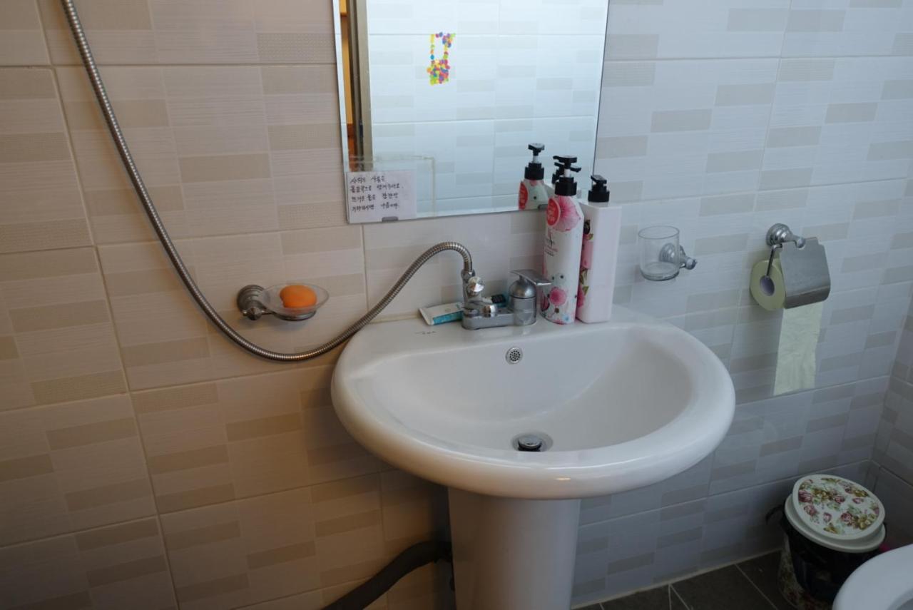 Pongdang Guesthouse Jeonju Dış mekan fotoğraf